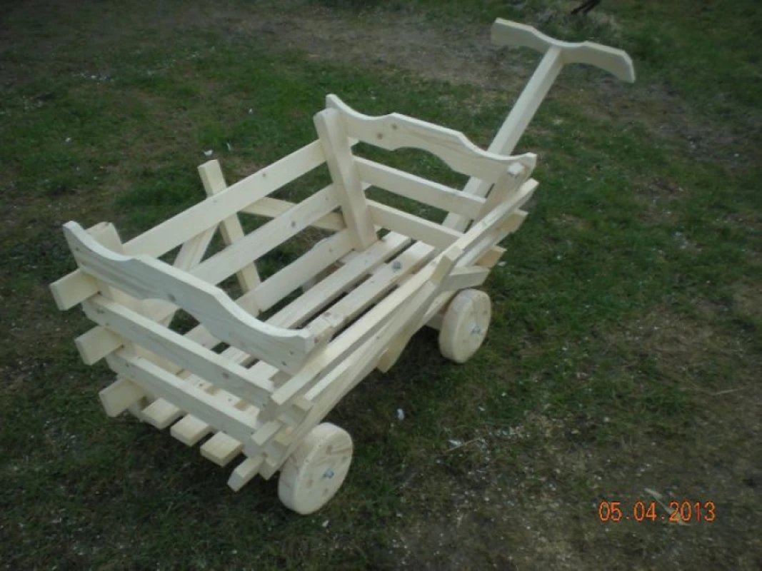 car pentru boi din lemn (3)